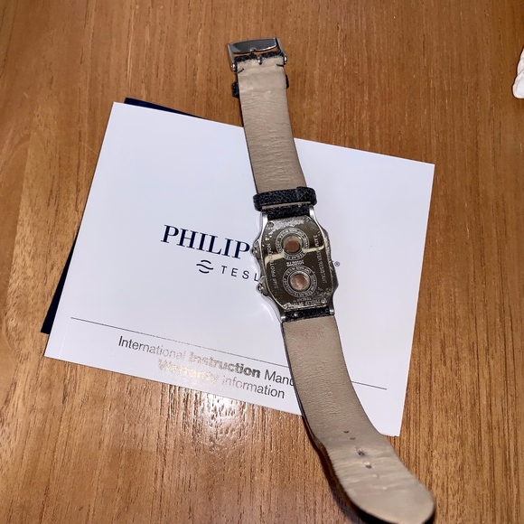Philip Stein Teslar Diamond Watch - Picture 5 of 10